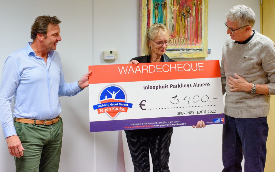 Parkhuys Almere ontvangt cheque van ruim 3000 euro
